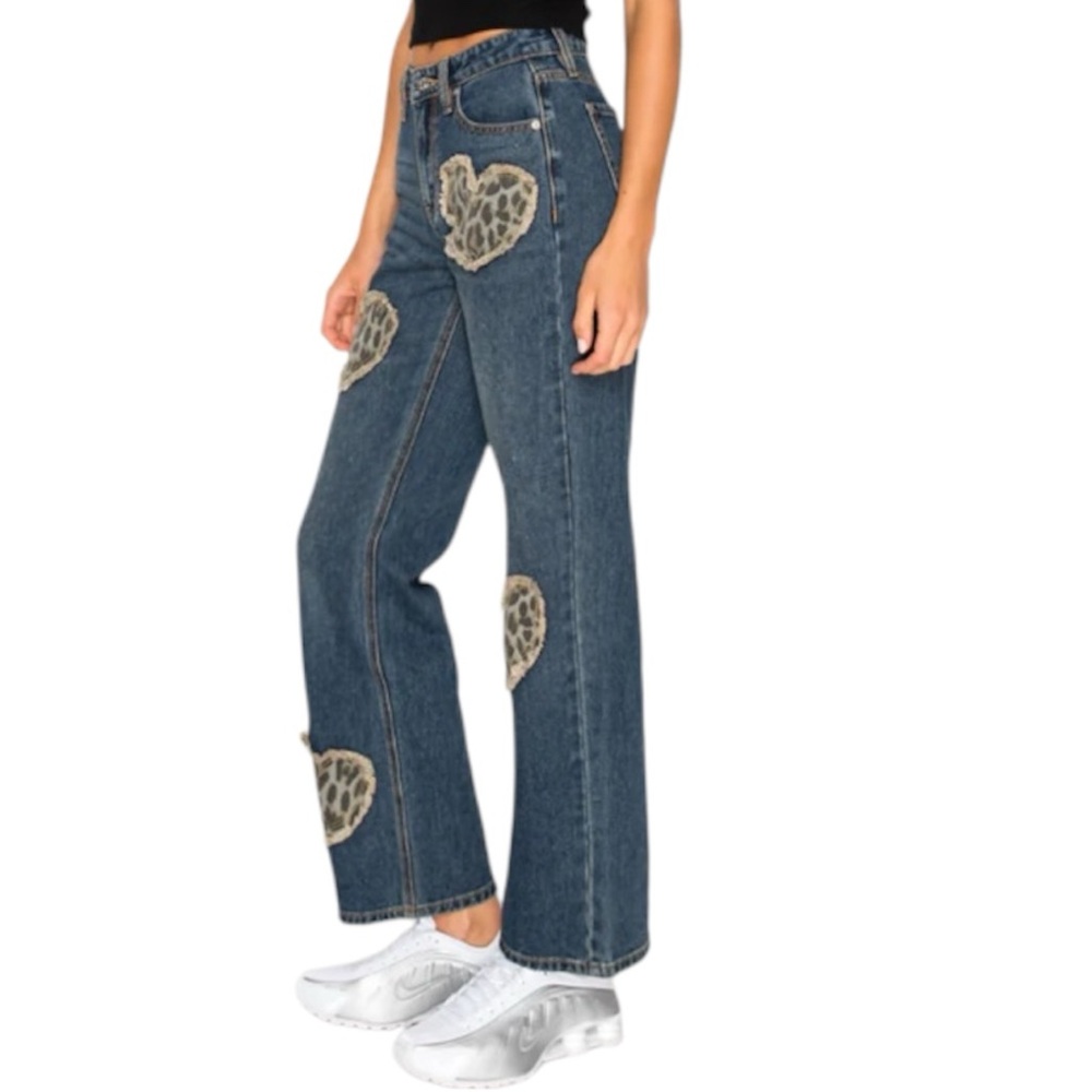Cali1850 Jeans Straight Leg Leopard Heart Patch Mid Rise Dark Wash Size 9 - Picture 3 of 15